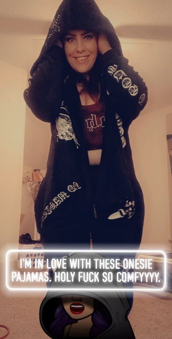 Thank you @BlackCraftCult for creating the most comfortable onesie on the planet. #blackcraft #createyourownfuture<a class="tags" target="_blank" title="On Twitter" href="/?out=eyJ0eXAiOiJKV1QiLCJhbGciOiJIUzUxMiJ9.eyJpYXQiOjE3MjUzMTg2NzQsImlzcyI6InR3cG9ybnN0YXJzLmNvbSIsIm5iZiI6MTcyNTMxODY3NCwiZXhwIjoxNzU2ODU0Njc0LCJyZWRpcmVjdF91cmwiOiJodHRwczovL3R3aXR0ZXIuY29tL0JsYWNrQ3JhZnRDdWx0In0.IV_-9SsTmCfCwGNn0p6V6x_U9pVr8oom9Nack-LFH2rgFiyLOjAcrpPcanJCIG5R5NkupKOmUhq6P-yL9uJ8dw">@BlackCraftCult</a><a href="/tag/pajamas"class="tags"><span>#pajamas</span></a><a href="/tag/blackcraft"class="tags"><span>#blackcraft</span></a><a href="/tag/createyourownfuture"class="tags"><span>#createyourownfuture</span></a>