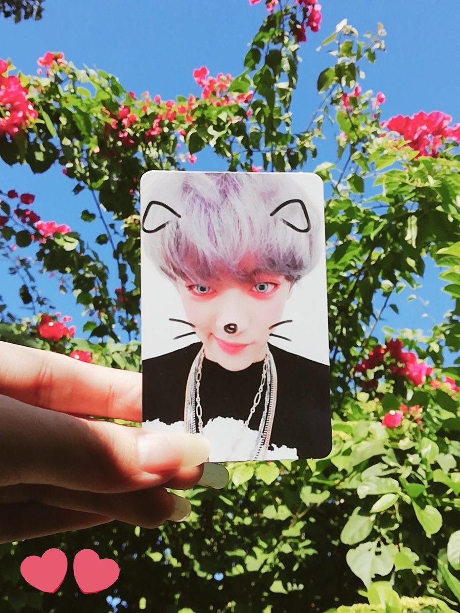elda3sun's tweet photo. #HappyChanyeolDay‌
Happy Birthday 🎂🎉🎁🎊 https://t.co/56K2dVSjkX
