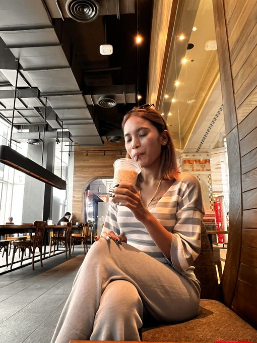 #Thaigirls #thailandgirls #Starbucks  #cherryxlucky https://t.co/gYXK5cgZXC<a href="/tag/thaigirls"class="tags">#Thaigirls</a><a href="/tag/thailandgirls"class="tags">#thailandgirls</a><a href="/tag/starbucks"class="tags">#Starbucks</a><a href="/tag/cherryxlucky"class="tags">#cherryxlucky</a>