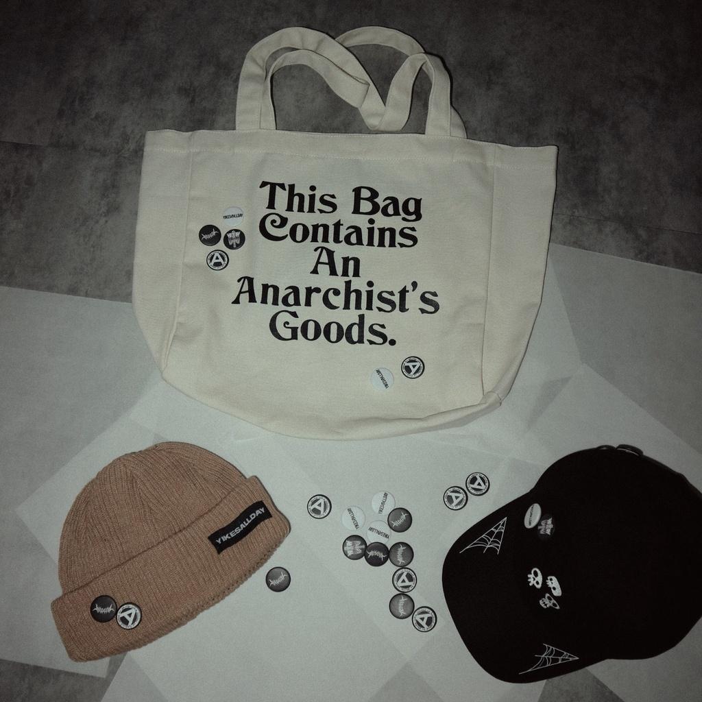 notgd4u's tweet photo. Totebag Anarchy White
⭐5
📍Sleman
Link produk : https://t.co/KFBRpo3YzR https://t.co/K1MPXCm2BE