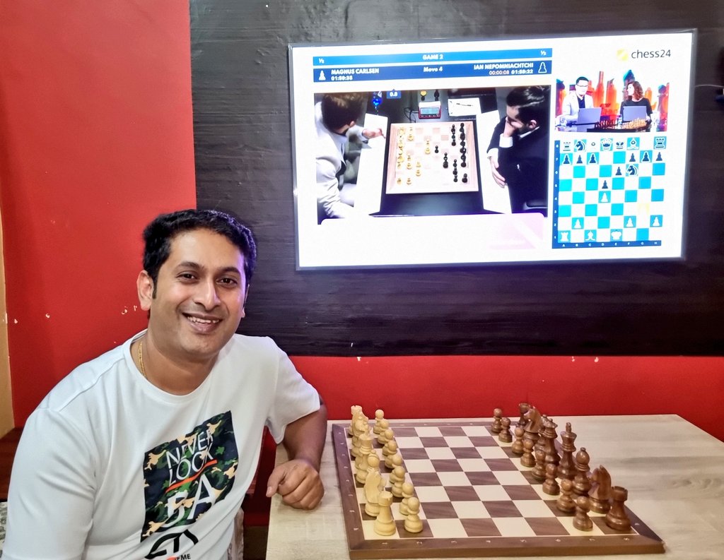 vishykamat's tweet photo. #c24live #Chess24 Day 2 ...from india.. https://t.co/70QJpTE9dY
