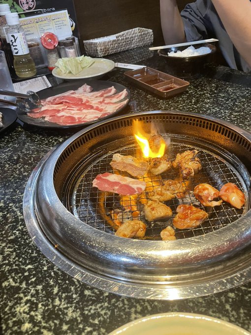 2億年ぶりに焼肉来た😁 