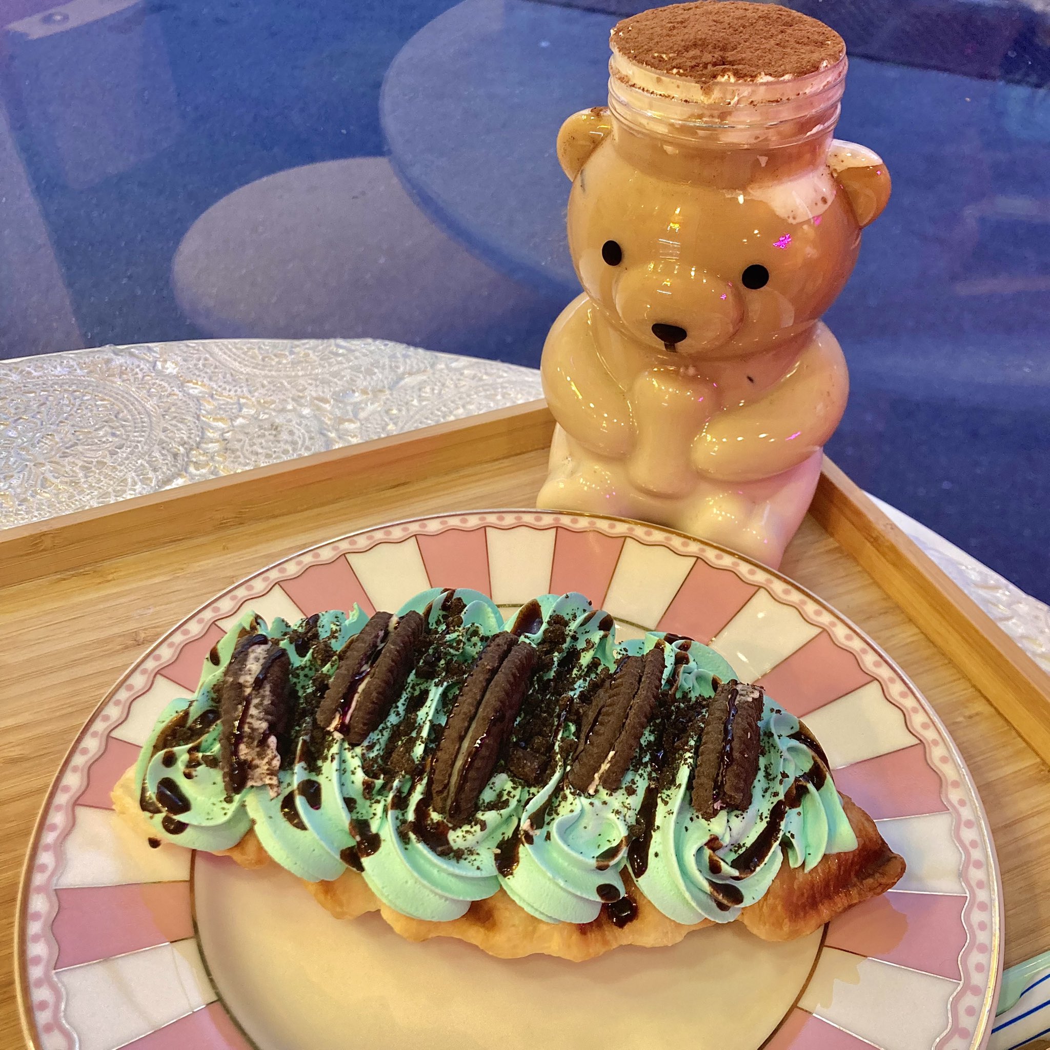 チョコミント仮面 チョコミントの日 新大久保にある カフェ ノランナ のチョコミントクロッフル 700 が映えすぎた サクサク食感がたまらん 新大久保に行ったら食べるべし チョコミント チョコミン党 新大久保チョコミント T Co