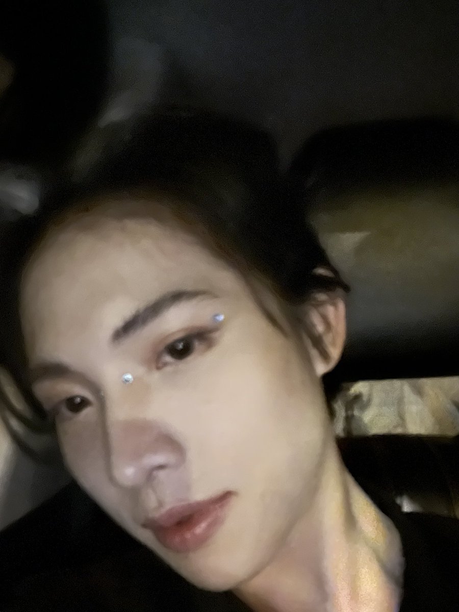Tai_tnp's tweet photo. วันนี้ขอบคุณทุกๆคนที่มาหากันมากๆเลยนะครับ แล้วก็คนที่มาไม่ได้ด้วยน้า ขอบคุณมากจริงๆที่ยังอยู่ด้วยกัน ถึงแม้ว่าช่วงนี้อาจจะไม่ค่อยได้อัพเดทเท่าไหร่ แต่สัญญา ว่าหลังจากนี้ทุกคนรอติดตามได้เลยย รักทุกคนมากๆ รักโอโซนทุกคนเลยยย 🤍 

#โอโซนของโอไต๋ https://t.co/5WrQWl9j3z