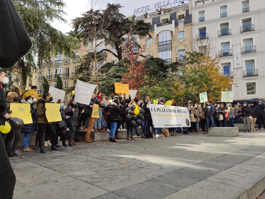 Saf_Andalucia's tweet photo. #DefensaTurnoLibre https://t.co/Hy1pTPIfE9