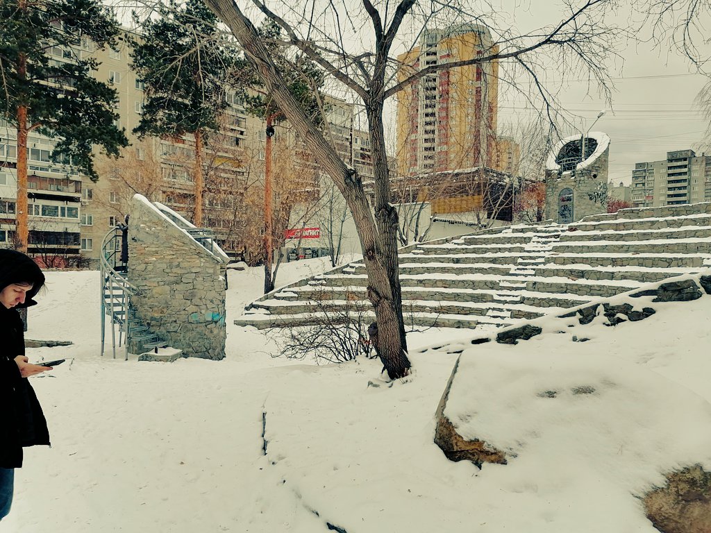 kovalaantonina's tweet photo. В рамках развития проекта благоустройства на #Безымянке  уехала в Екб. "По обмену премудростями"😉
Сегодня потрясла история создания уникального района- МЖК на ЖБИ. Особенно роли жителей благодаря которым он был построен и каким образом реализован. 👇 https://t.co/lW8AyEa5kS https://t.co/2Xen1haqep