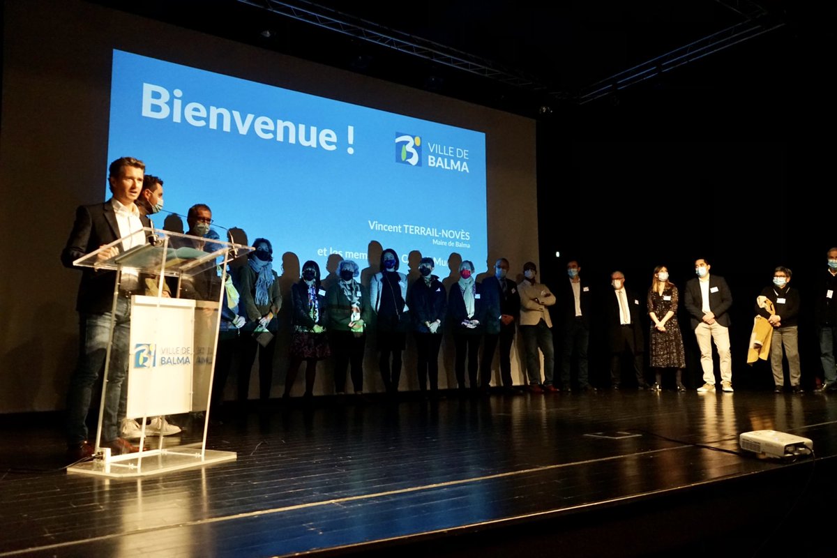 v_terrailnoves's tweet photo. Bienvenue aux nouvelles et nouveaux Balmanais! Ce matin nous les avons accueillis afin de leur présenter leur Ville, nos projets et les élus! Merci à eux pour ces échanges! #Balma #proximité https://t.co/uLDFSLxDPy