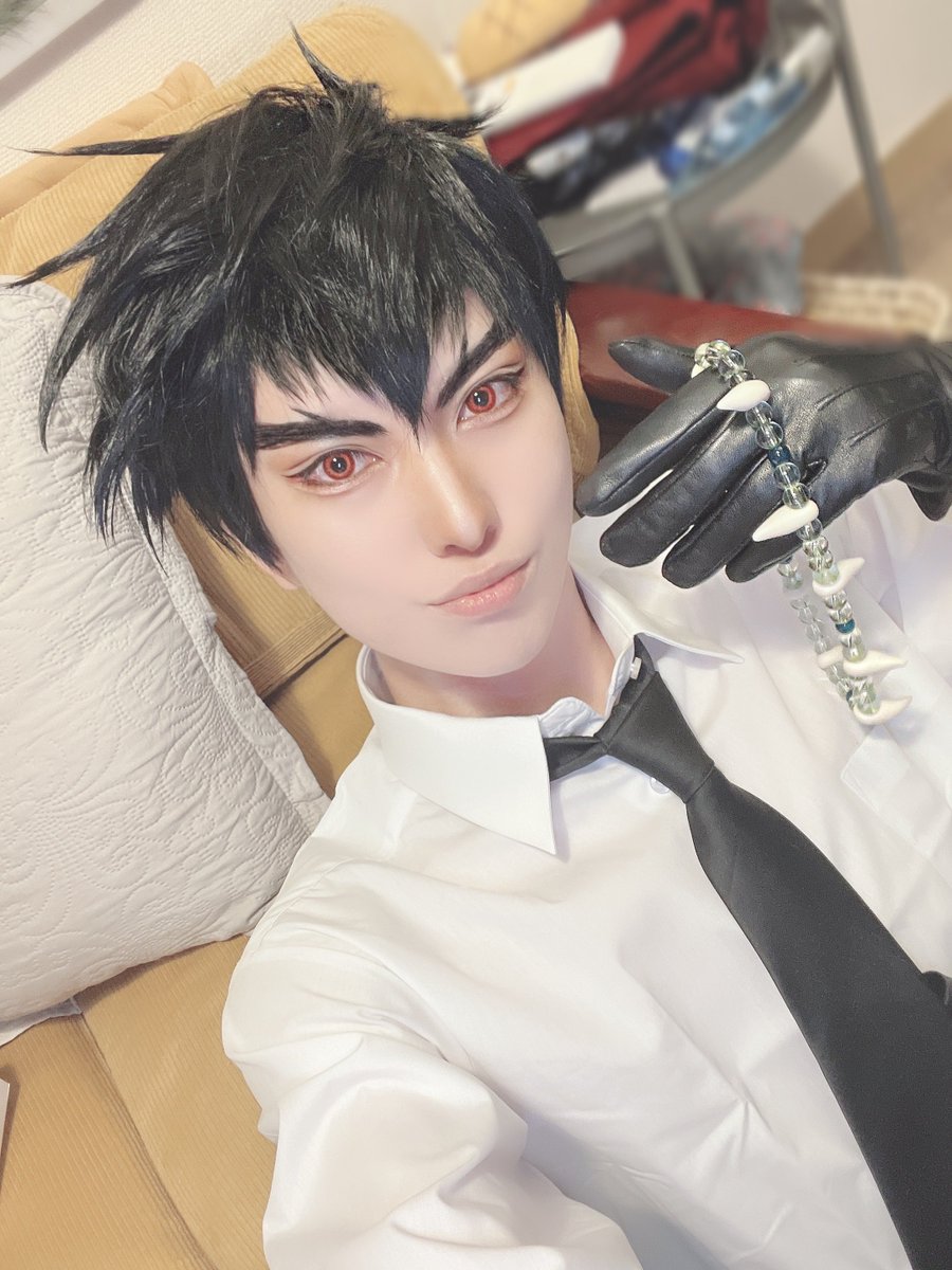 「ぬ〜べ〜 / コスプレ

今日はあづん家でぬ〜べ〜見ながら美味しい焼肉ごちそうに」|女将🐺❤️‍🔥4/1アコマルD17🥳通知❌のイラスト