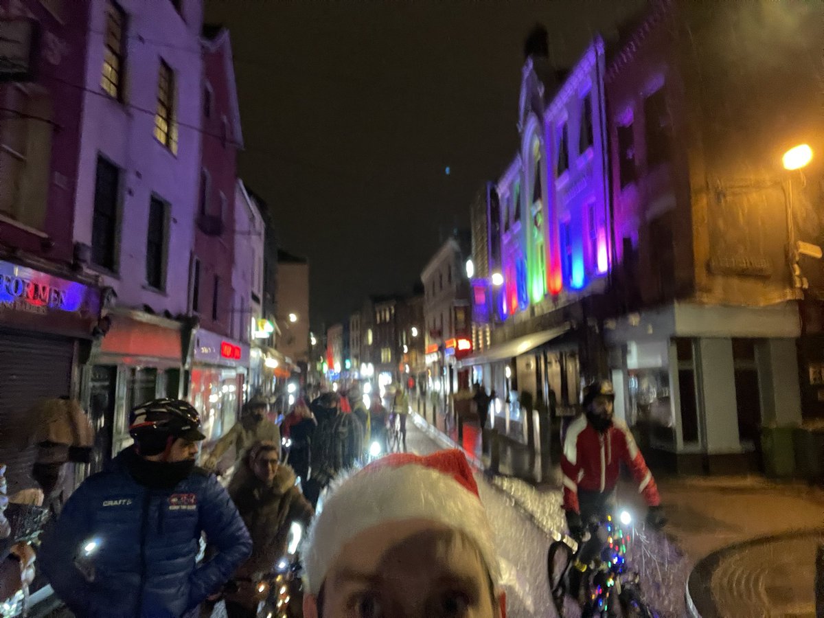 IsMiseRo's tweet photo. I had so much fun bopping to the tunes on my bike at #iBikeBop! 

What a fun way to show people what the city could be like with more mobility options.

Thanks, @IBIKECork/@CorkCyclingCrew for organising such a wonderful event 🕺 🚲🎵

Looking forward to the next one! 
#IBIKEIbop https://t.co/ahlHzEpphE