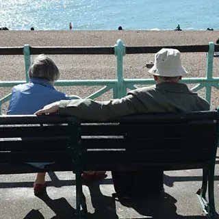 A new study shows that when humidity increases it stresses our bodies physically, which can have a knock-on effect on mental stress and affect the way that certain medications work, says Professor <a href="/IlanKelman/">Ilan Kelman</a> (@UCLIRDR). Listen: (from 37 mins 5 secs): bbc.co.uk/sounds/play/m0…