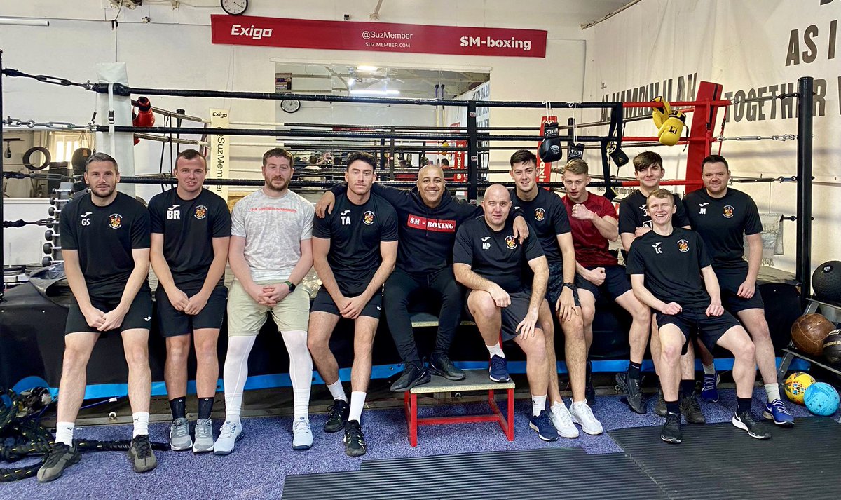 With no football game today, the lads took a trip to <a href="/SMboxingGym/">SM-boxing</a> in Preston to train with <a href="/SuzMember/">SUZ MEMBER</a>. 

It was a great morning with lots of hard work and a good chat afterwards. 

We wish Suz all the best and a big thank you for his time today 🥊 

🟢🟡