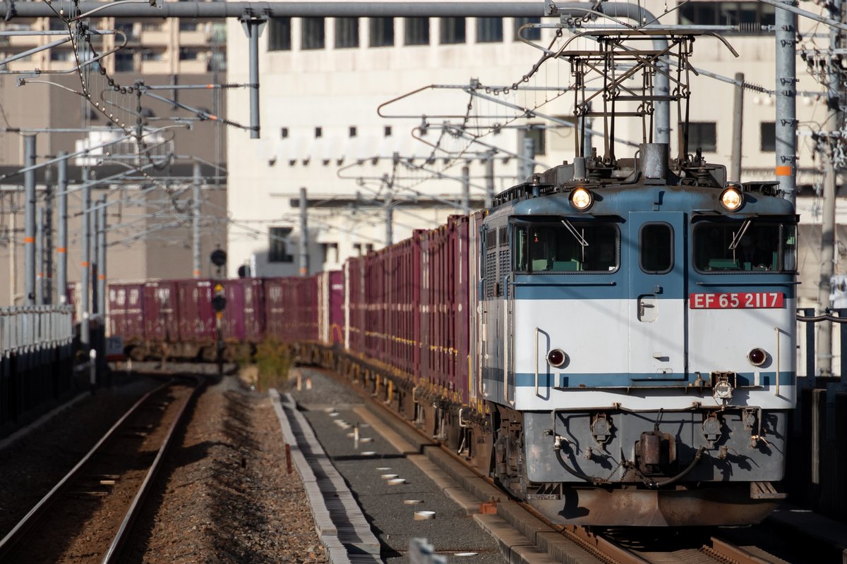 2021.11.27
5087レ　
EF65 2117①[新]牽引

初めて、ここで横構図撮ってみました。