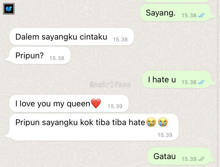 Askrlfess's tweet photo. [askrl] kalian yg cewe pernah kdg2 kek gini ga si? Bete tp gatau bete krn apa😭 https://t.co/9NNU1GkPjr