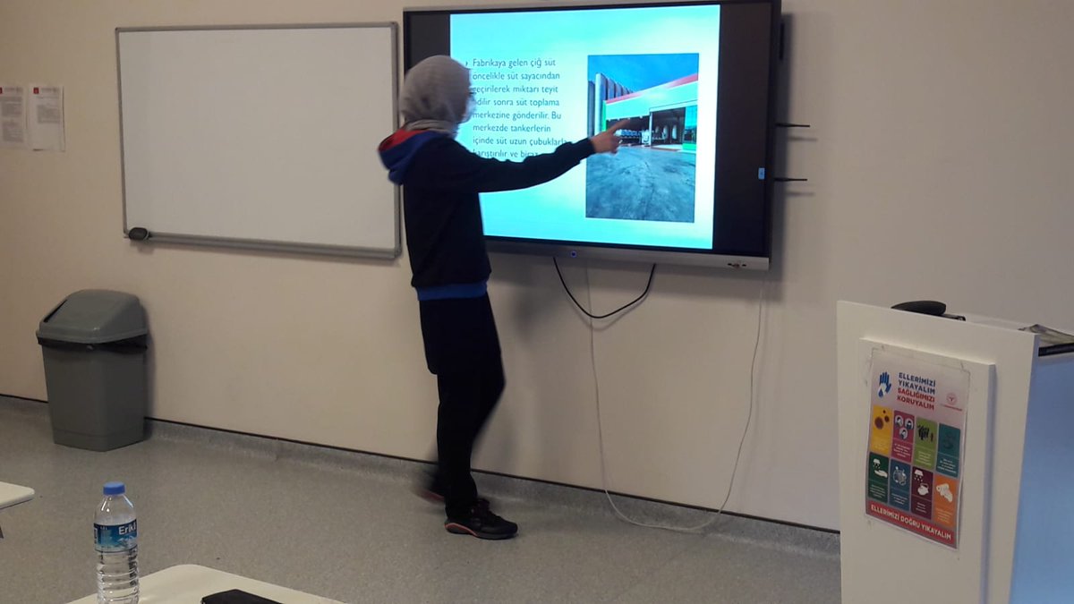 Bahçeşehir Koleji olarak 21.yy becerilerine sahip bireyler yetiştiriyoruz.  Coğrafya dersinde öğrencilerimiz performans ödevlerini Sunum Tekniği ile anlatıyor konuşma ve dinleme becerilerini geliştiriyorlar.