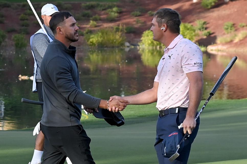 hole19golf's tweet photo. ICYMI: Brooks Koepka defeated Bryson DeChambeau in their much publicised 'grudge' match after just 9 holes - #TheMatchV
Bryson failed to win a single hole and finished without a birdie on his card.
#TheMatch #BrooksvsBryson https://t.co/aeHQppTZAs