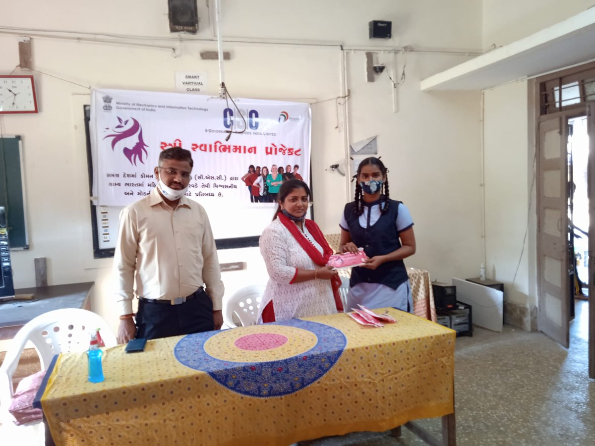DmValsad's tweet photo. Today Bhagini Samaj Girls High School Udwada Village Block Pardi District Valsad  Stree Swabhiman Project 50 Girls 600 Packets Free Sainatry Paid Distribution By VLE Kasam Vepari.
@dintya15 
@CSCGujarat 
@StreeSwabhimaan 
@InfoValsadGoG 
@collectorvalsad 
@DDO_VALSAD 
@CscValsad https://t.co/G2PYcjVPEo