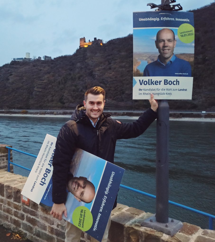 Nach der Wahl ist vor der Wahl 😅🗳️ Unterwegs beim Plakatieren für den unabhängigen Landratskandidaten <a href="/BochVolker/">volker boch</a>, den ich gerne unterstütze 🙌