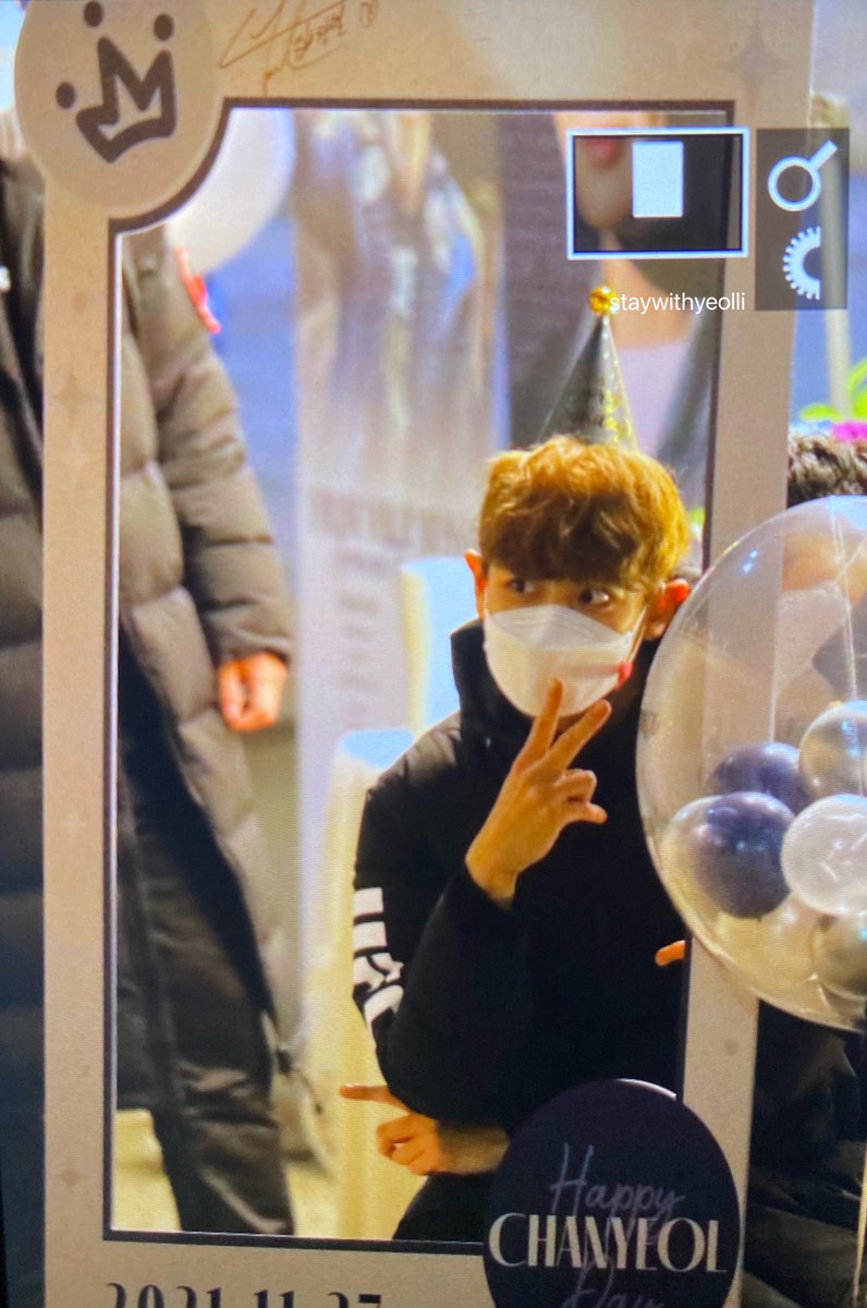 StayWithYeolli tweet media