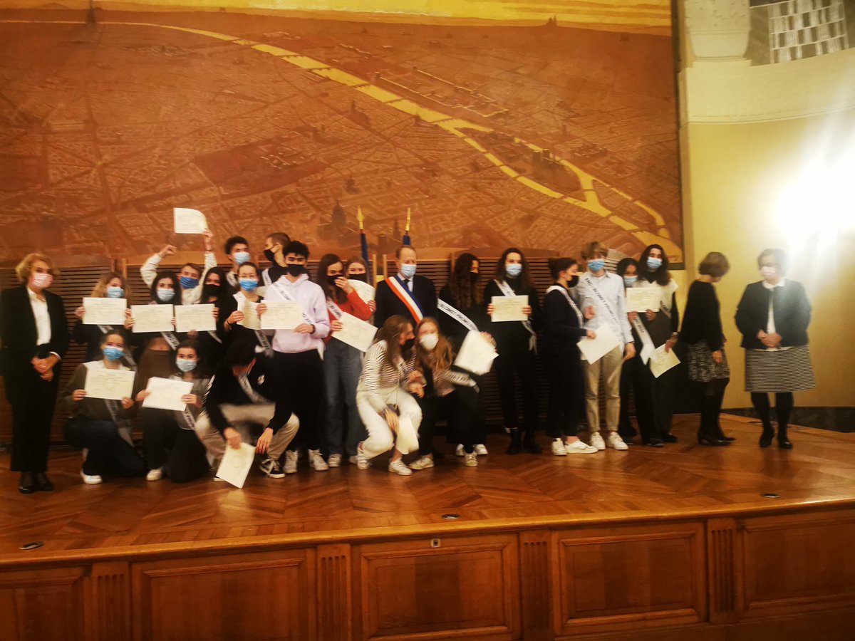 Mairie du 15 tweet media