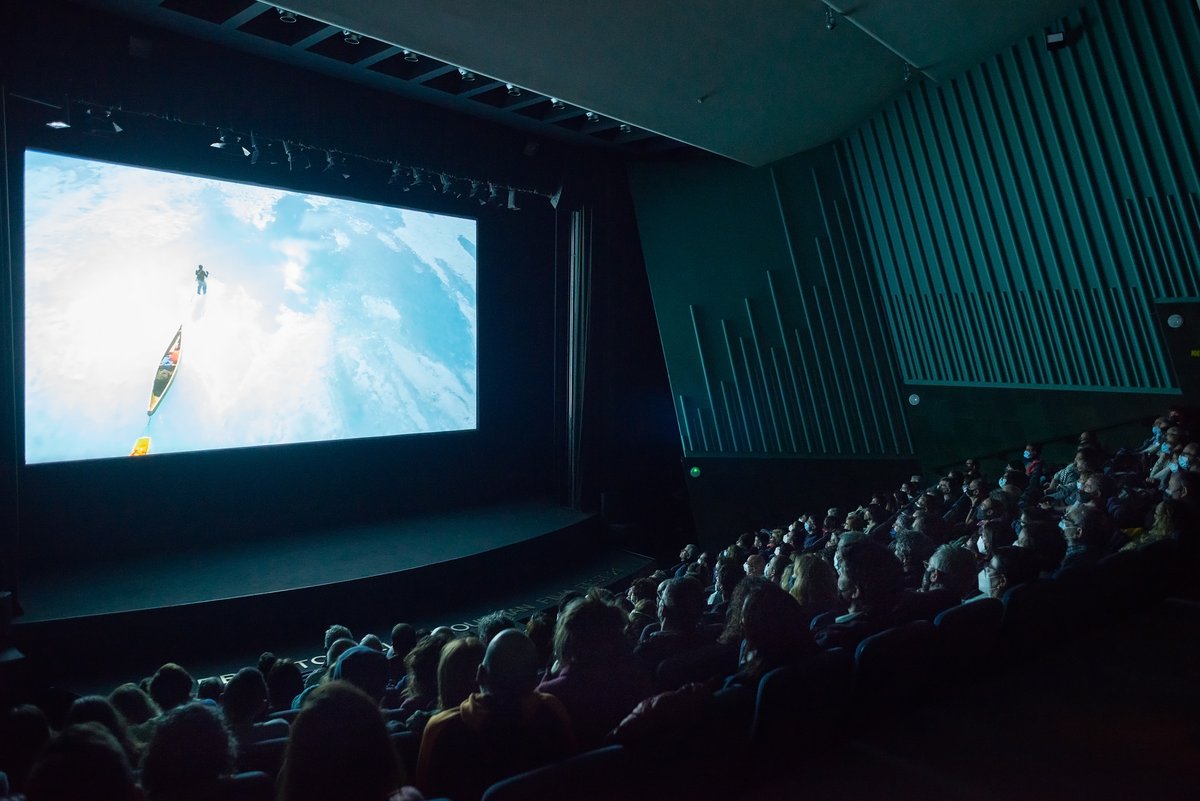 torellomountain's tweet photo. Recordeu, demà a les 00.00 h acaba el termini per gaudir del pack premiades on podeu veure les produccions guardonades pel jurat d'aquest #TMFF2021!
🚩 Fes-te amb el pack a https://t.co/jZmT6wTg4F Una marató de cap de setmana!? 🤩 #ElCollapseJaÉsAquí https://t.co/DAwtx6L2u9