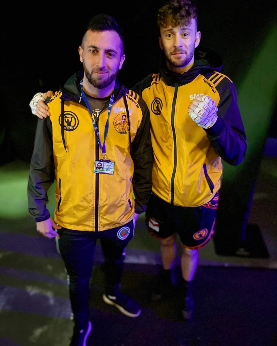WelshRocky_1983's tweet photo. ππππππ π°
@craigwoodruff steps in at the last minute to support in an exhibition bout to help Rashid Omar.π
The team believe Craig deserves an opportunity to challenge for the #Lonsdalebelt following Hyland Jnr pulling out of a #FinalEliminator
#NewportsRockyπ₯π΄σ §σ ’σ ·σ ¬σ ³σ Ώ https://t.co/EREymRzmew