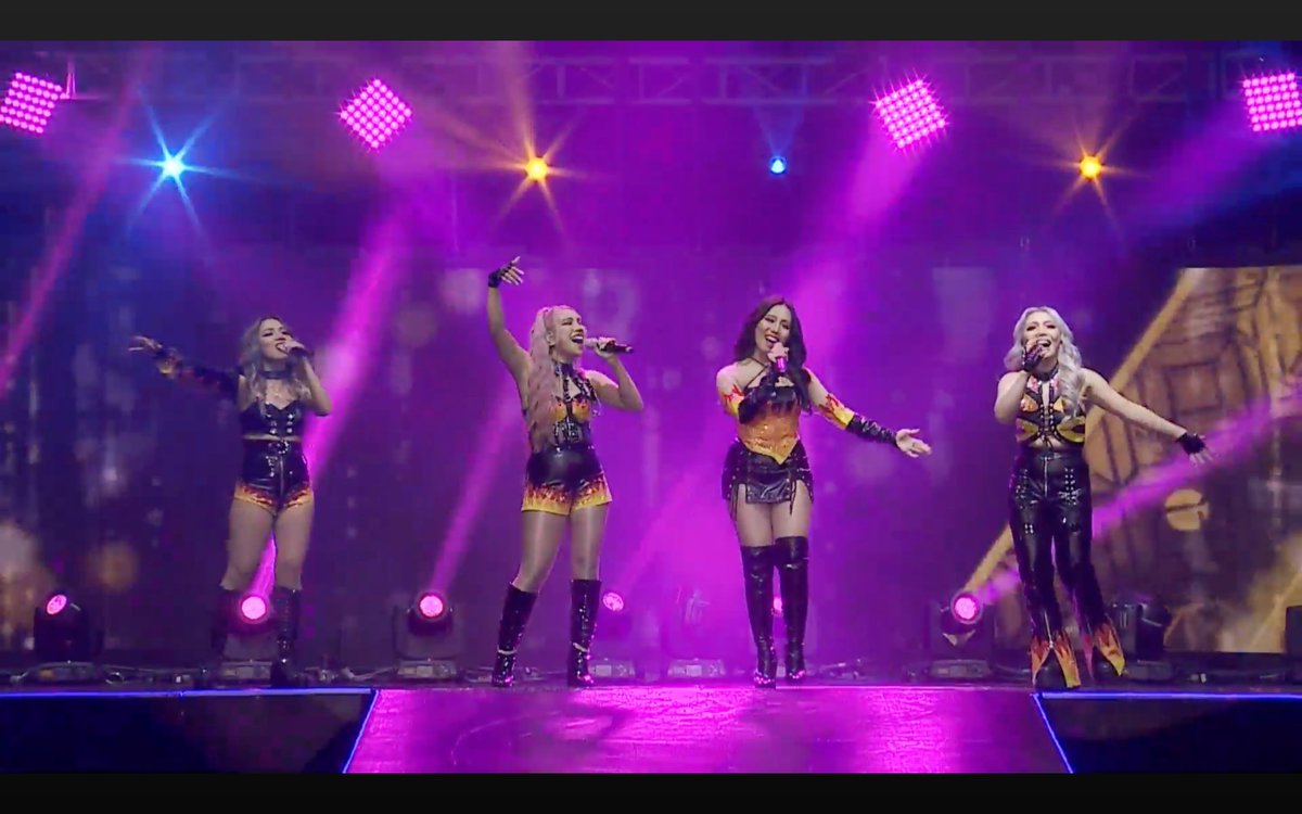 SB19Official's tweet photo. Please welcome our opening act for Day 1, @4thImpactMusic! Amazing performance, ladies 👏

OURZONE DAY1
#SB19Anniv3rsary #SB19OZAnnivConcert https://t.co/niQ6WFOKNv