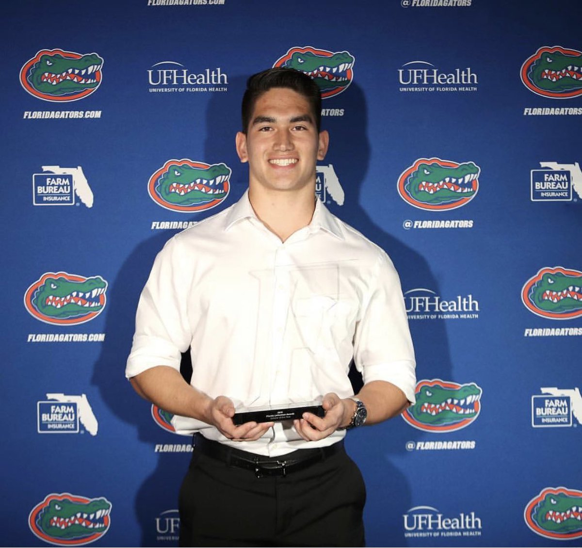 TseStrong's tweet photo. My son bleed 🟠🔵 when he was a toddler and will always cherish his memories as a student-athlete @UF competing on the gridiron and classroom (Male Scholar Athlete of the Year 2019) Now the biggest challenges are ahead of him #PreparedProfessional #EndGoals #RelentlessEffort https://t.co/k8QgvVTefe
