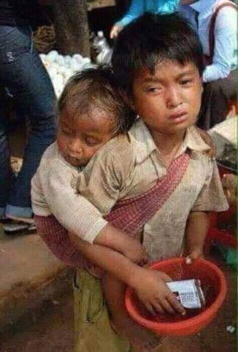 mueeza02's tweet photo. Orang-orang kaya bolak balik umroh, dengan alasan selalu merindukan rumah Allah... Padahal Allah dan Rasul-NYA lebih rindu orang kaya yang gemar shodaqoh kepada fakir miskin...π’π’π’πππ https://t.co/SSrOEVPDAR