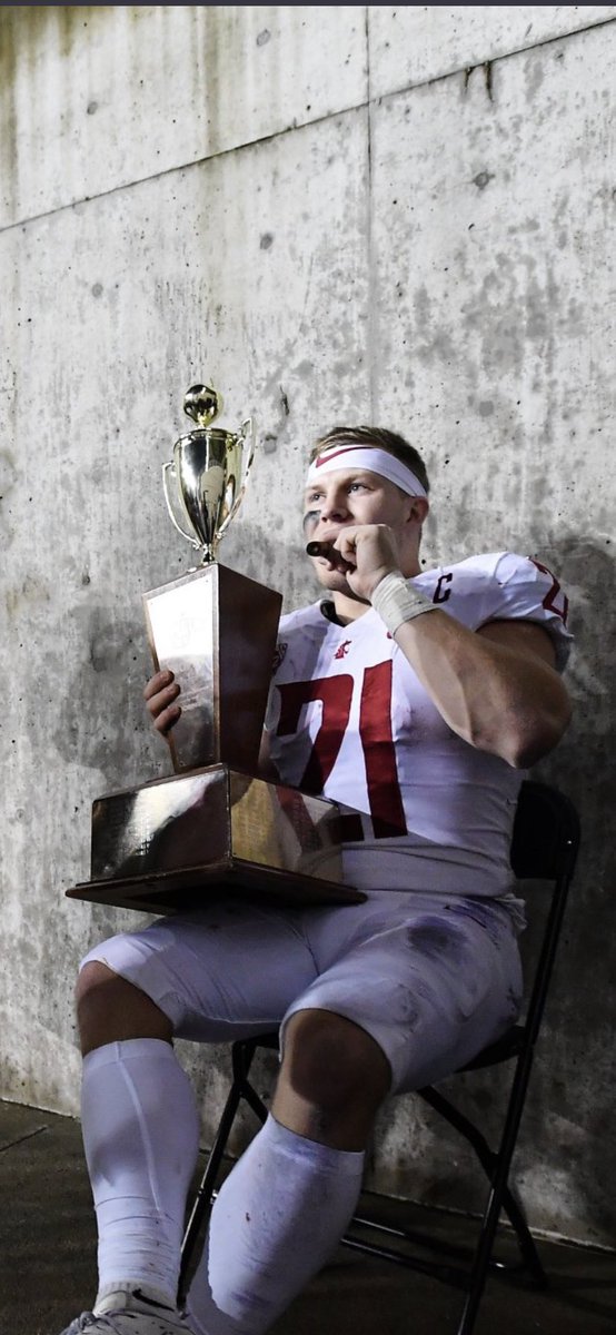 CarsonBrownWSU's tweet photo. One of the coldest photos in WSU history https://t.co/eTmhfYQTTh