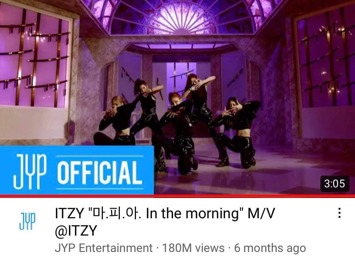 ITZYoutubedata's tweet photo. [ITZY WATCH] MITM is nominated for MAMA Best Female Group - Dance Performance. Watching the MV will increase #ITZY’s chances of winning. Have you seen the video today? 

We vote for #itzy for #MAMAVOTE  @ITZYofficial. Retweet to share! https://t.co/2LCMi2sQEr