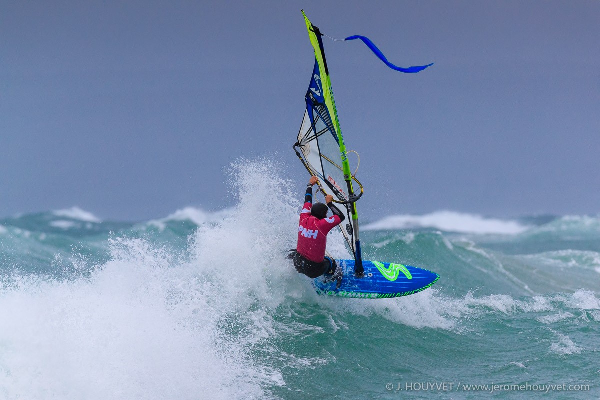 LaManche50's tweet photo. 🌊 ÉVÈNEMENT NAUTIQUE 🏄‍♂️

Le #Pôle #Nautique Hague organise ce week-end le #Championnat de #France #Funboard #Vague à la Hague.

👉 Suivez les lieux et les horaires des compétitions en direct sur le compte Facebook du Championnat de France Funboard Vague : https://t.co/LdO7cpNDjN https://t.co/MGa3wldrv5