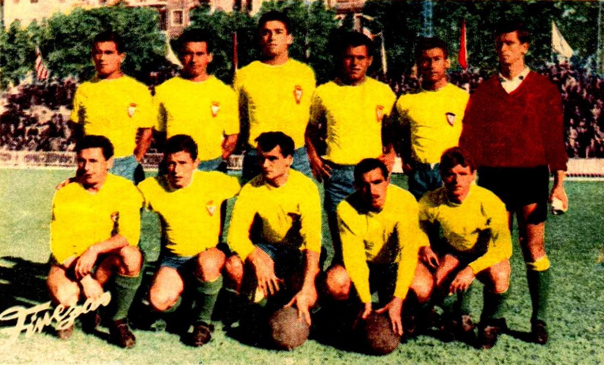 MSircolor's tweet photo. Foto serie "R" (Retocada),de la Editorial Valenciana "Maga"6-11-60 en el Estadio de Vallejo entre la #UDLevante y #CádizCF (3-0) #Portu #Campón #MarquitosII #Naranjo #Torres #Sierra; #Lorente #Bolea #Beke #Albadalejo y #Pedrusco @Cadiz_CF
@HistoriaCadizCF @portalcadista https://t.co/Kmhr38a3wL