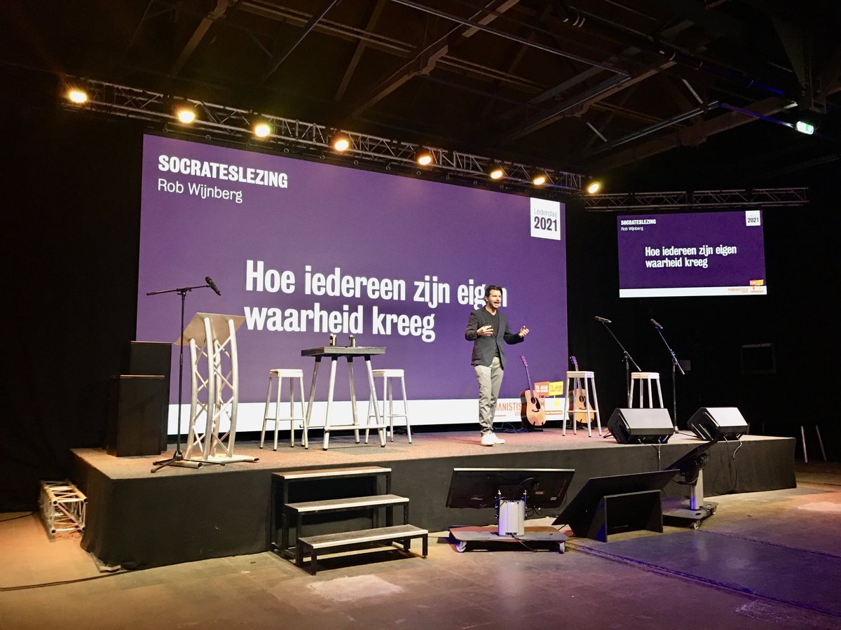 ErwinAKamp's tweet photo. Op #Ledendag2021 ⁦@humanverbond⁩ start #Socrateslezing ⁦@robwijnberg⁩ met als thema hoe waarheid in de loop van de geschiedenis privé-eigendom werd. #humanisme #filosofie ⁦@UvH⁩ #nepnieuws #klimaatverandering #heteerlijkeverhaal #deepfake #posttruthsociety https://t.co/7oYU8rygmG
