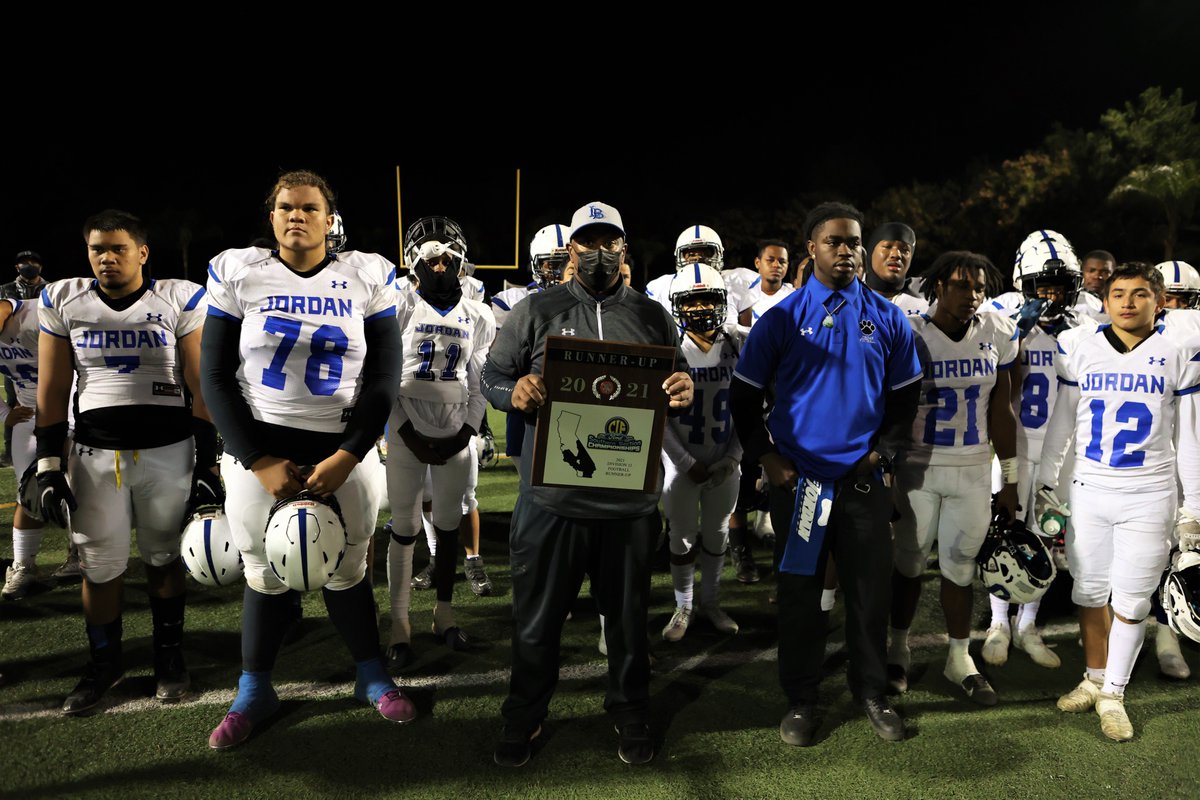 562sports's tweet photo. STORY + VIDEO + PHOTOS: Jordan didn't bring home the plaque they wanted, but the Panthers still made big history in their first-ever CIF-SS championship game

https://t.co/QZuzNIauP2 https://t.co/jlYWdexjWR
