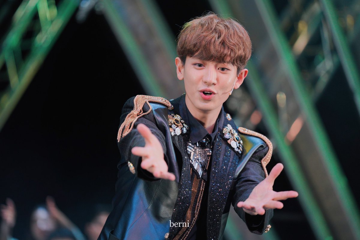 berni_is's tweet photo. 박찬열 생일축하한다아아아아앜 https://t.co/8ARvPAKeSc