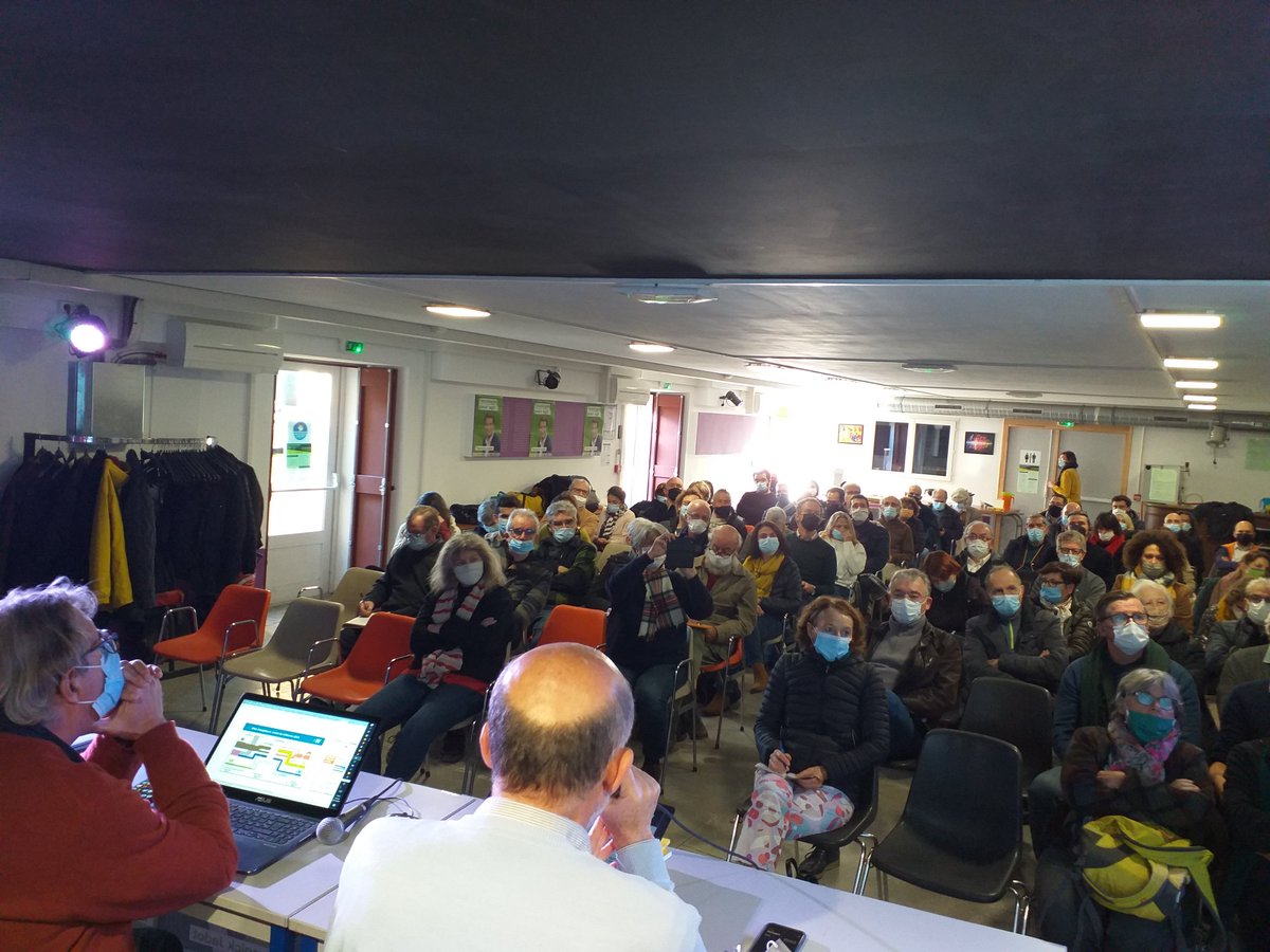 EELV_midi_py's tweet photo. Ouverture des journées d'automne du Pole écologiste d'Occitanie. Présentation du scénario @nWassociation par @PaulNeau et @ThierrySalomon https://t.co/0UPYhlU38E