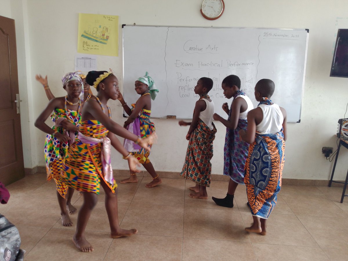 sellydzamz's tweet photo. This week marked our successful last lessons on exhibition & practical performances that reflects the culture of the people in our community.
#Creativearts #AspireEducationalComplex #Wecreatetoinspire #ShapingAspirations
Here goes our local performances & exhibition in summary: https://t.co/toM8dd2oJc