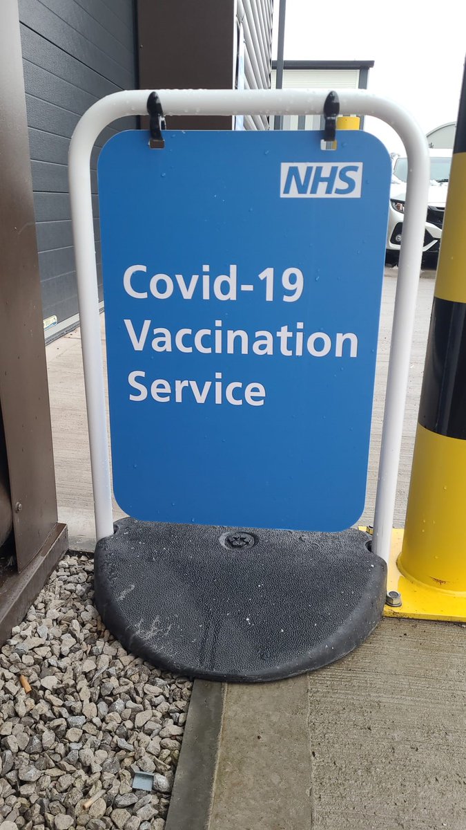 The Tunstall Vaccination Centre is ready and open today (for those who have an appointment booked), immediate and surrounding roads are fine.  

Please do take extra care if you are travelling today and make sure you come wrapped up for the weather.

❄️☃️🏔️🚗🚶