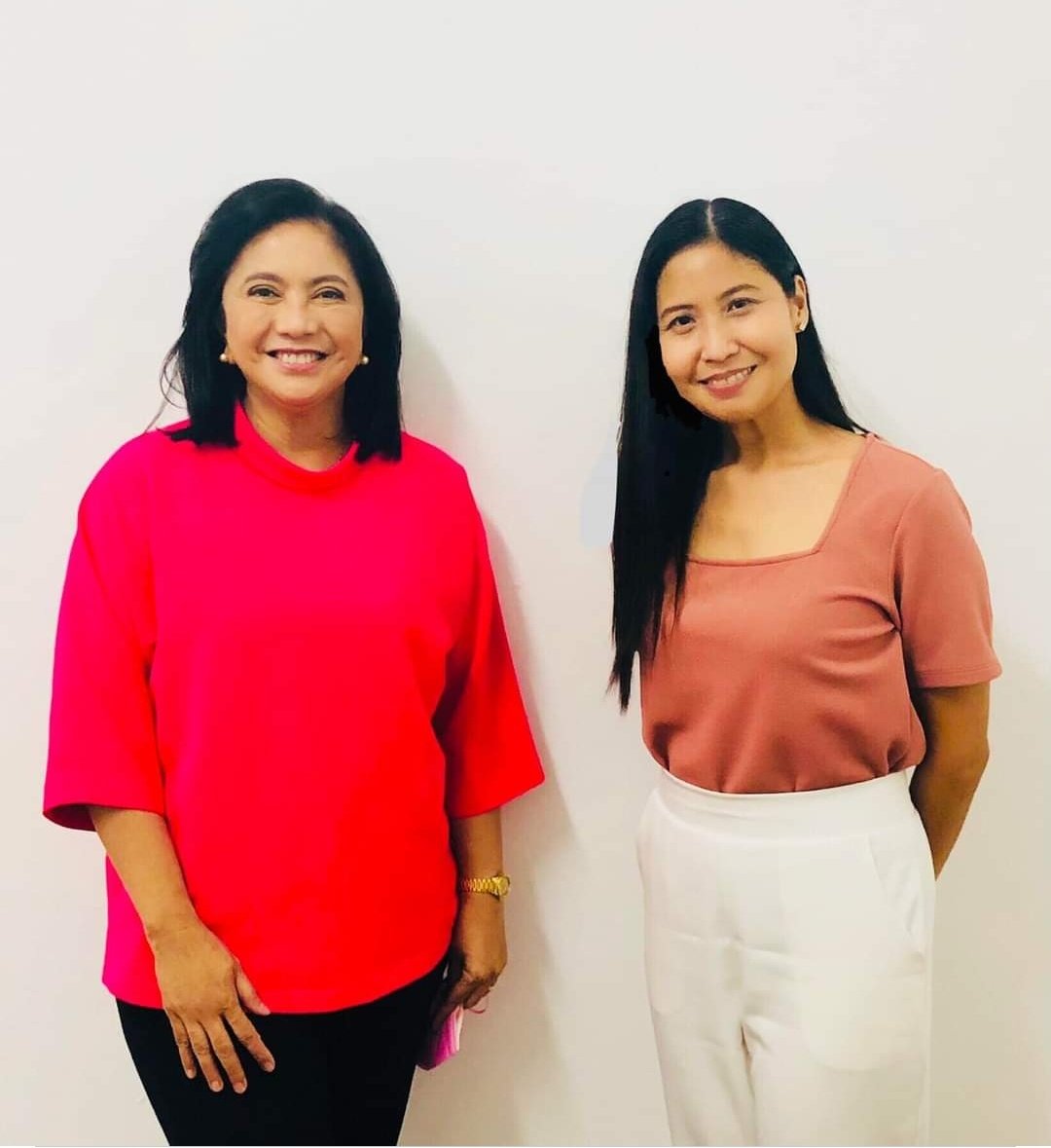 dumidyeypee's tweet photo. Atty. Tin and VP Leni finally meet in person :) https://t.co/PliIaCI5Dc