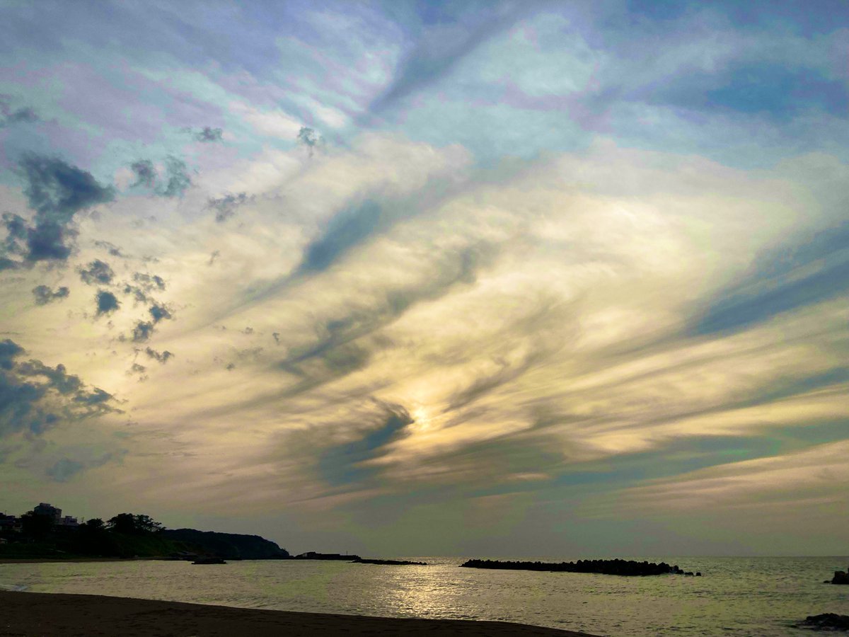 kosukeiok's tweet photo. 新潟の海はいい思い出しかない。
基本山派だけど、海も好き。
とにかく自然が大好き!
#日本海 #新潟県 #思い出ファースト #山派 #自然 #アウトドア #niigata #MemoryRichy #mountains #NaturePhotography #naturelovers #nature撮影会 https://t.co/8S72sWMVv9