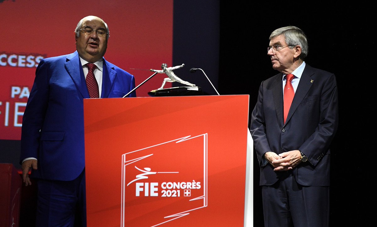 FIE_fencing's tweet photo. #FIECongress2021 is underway in Lausanne, SUI.
📸FIE President Alisher Usmanov and President of the IOC Thomas Bach. 
#fie #electivecongress #fencing #togetherwearefencing https://t.co/7a34nDx1On