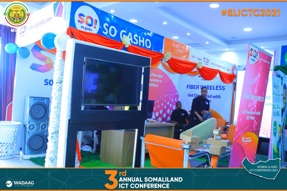 wadaagCC's tweet photo. Meet with some of the conference exhibitors as they show their products and services within the conference. @Dahabshil, @sogasho_ltd, @global_gts #Geosol https://t.co/8yxOaZ9FeV