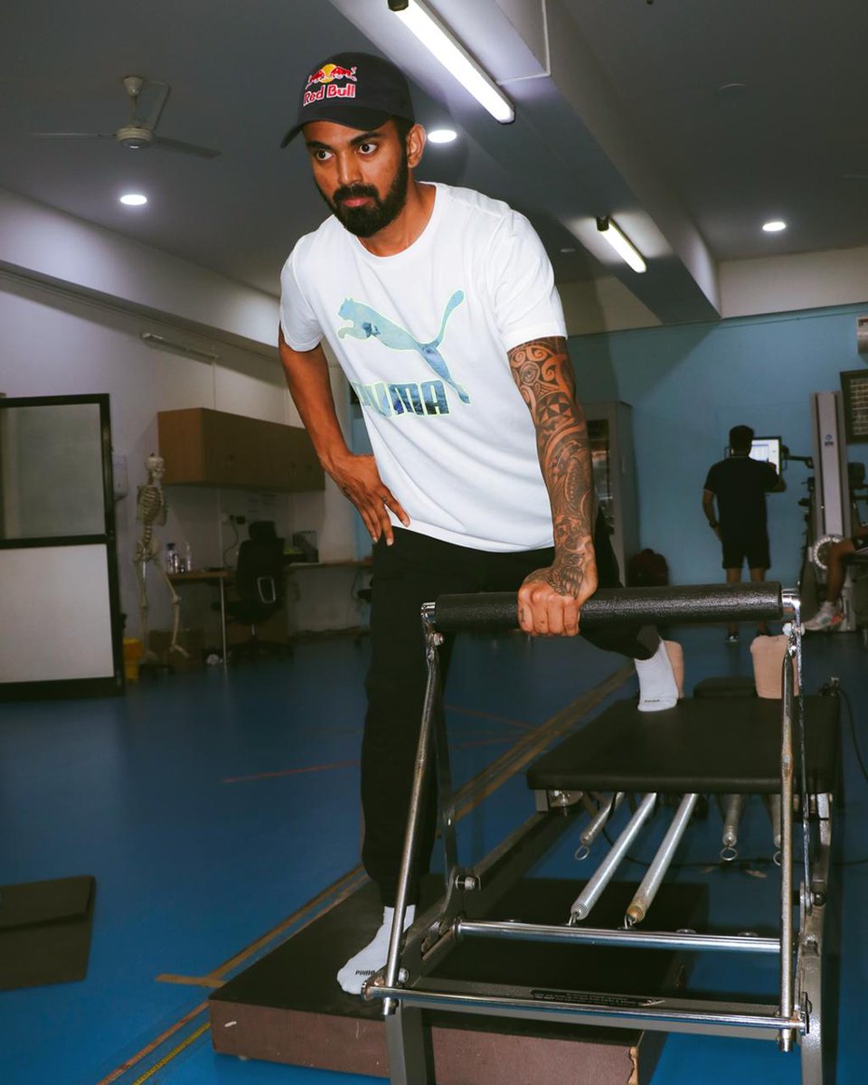 K L Rahul tweet media