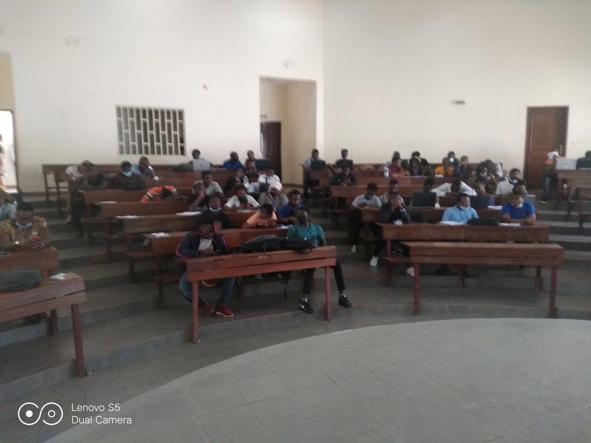 GDG Yaoundé #BuildwithAI tweet media