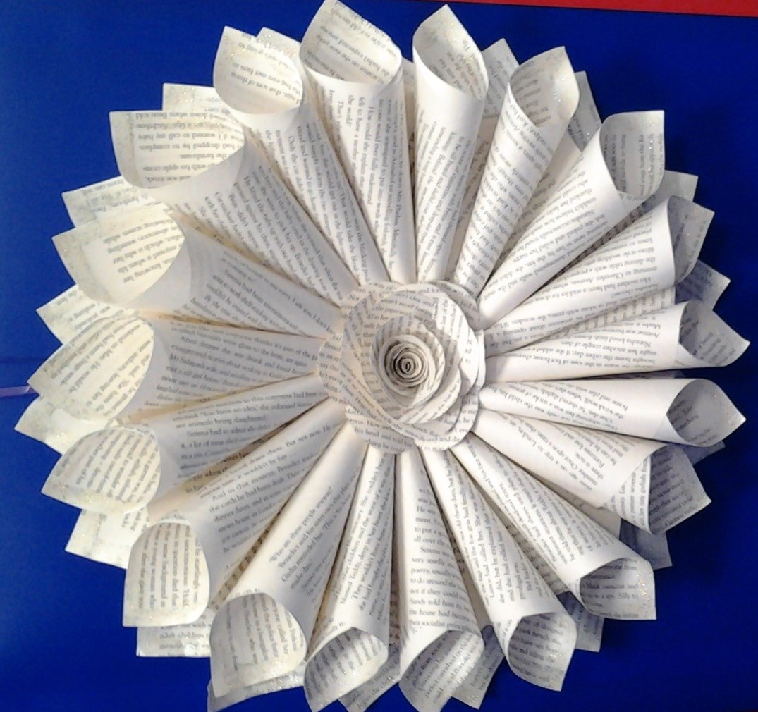 GodalmingLib's tweet photo. Good news! Due to popular demand Godalming Library are running a second Upcycled Christmas Book Wreath session on Wednesday 8th December 2.30pm to 4.30pm. Tickets £4. Buy your ticket from the helpdesk #upcycling #christmascrafts #wreathmaking #godalminglibrary @SurreyLibraries https://t.co/ph47Uk0HsW