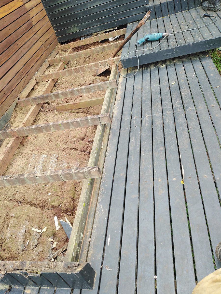 superbeatmaker's tweet image. Demolition

#lockdown MacG Natasha Pearl Thusi