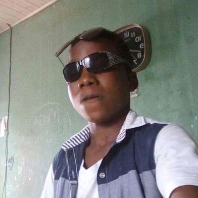olasaint's tweet photo. Outsider no dey miss... They learn the swag from burna boy https://t.co/p33Nm0lGAi