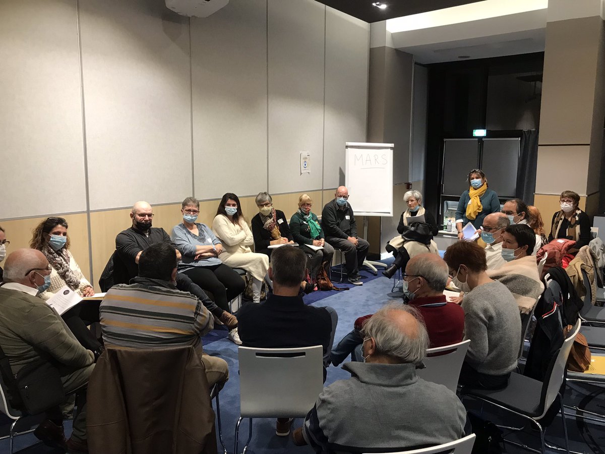 Talavet1's tweet photo. Rencontre des administrateurs des #mfr de @NvelleAquitaine a La Rochelle pour des échanges sur le thème « ensemble, cultivons nos réussites » #jeunesse @FRMFRNA @UNMFREO https://t.co/6TLSQpSC2c