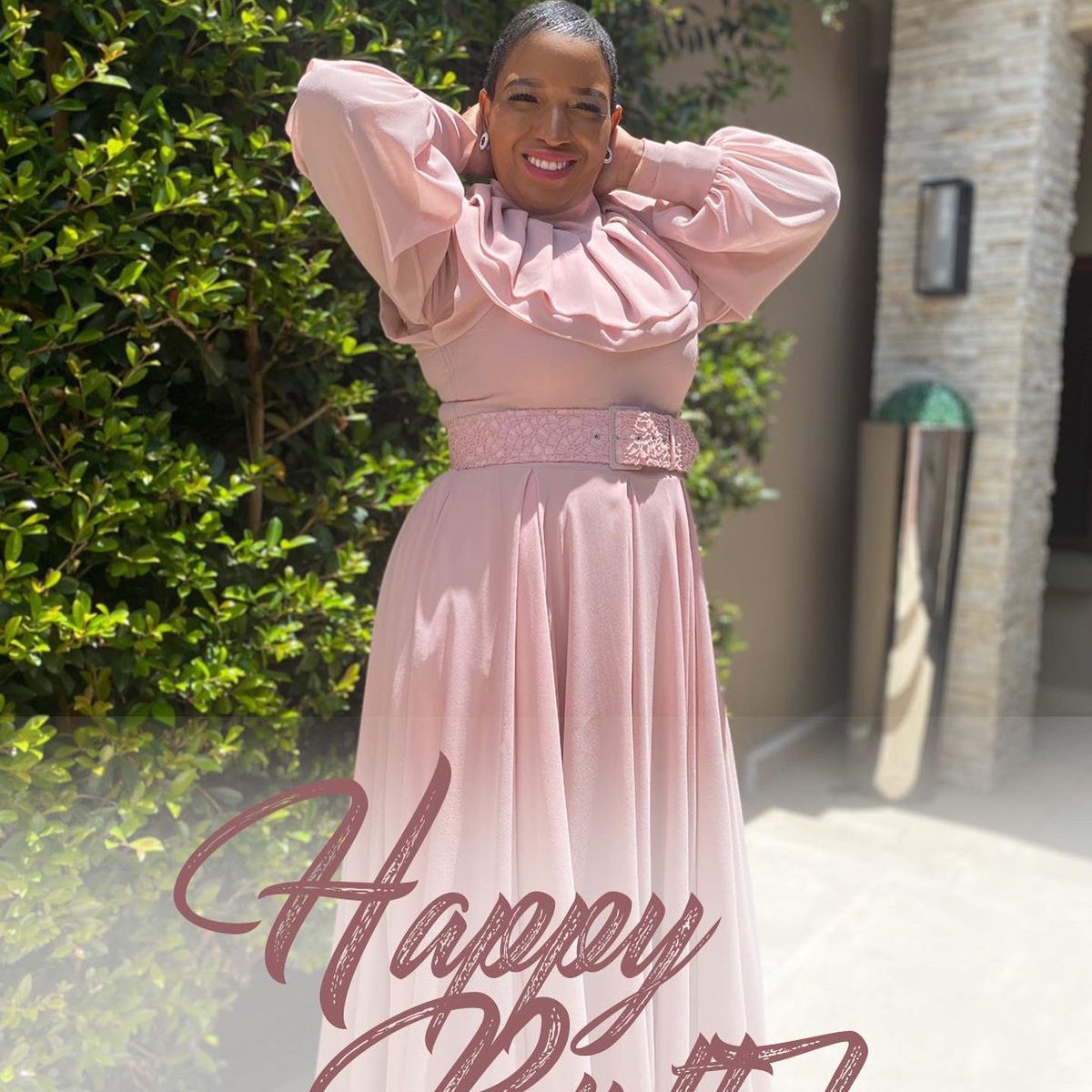 TrinityLifeInt's tweet photo. Happy Birthday Pastor Judy💐 may God increase you and give you more Grace to continue serving Him🙌🏾♥️ WE LOVE YOU🌹
:
*Swipe Left <———
:
#happiness #trinitylifeministries #instagood #godblessyou #saturday https://t.co/BhcHHYqfvI