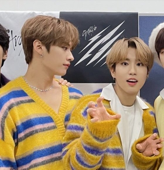 minhueon's tweet photo. I vote for #straykids for #MAMAVOTE https://t.co/vwpWYcXy0T